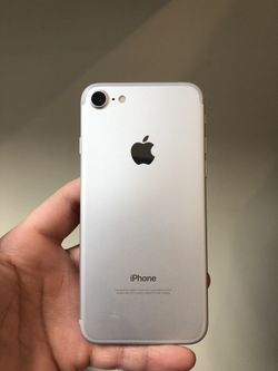 iPhone 7 32GB Factory Unlocked