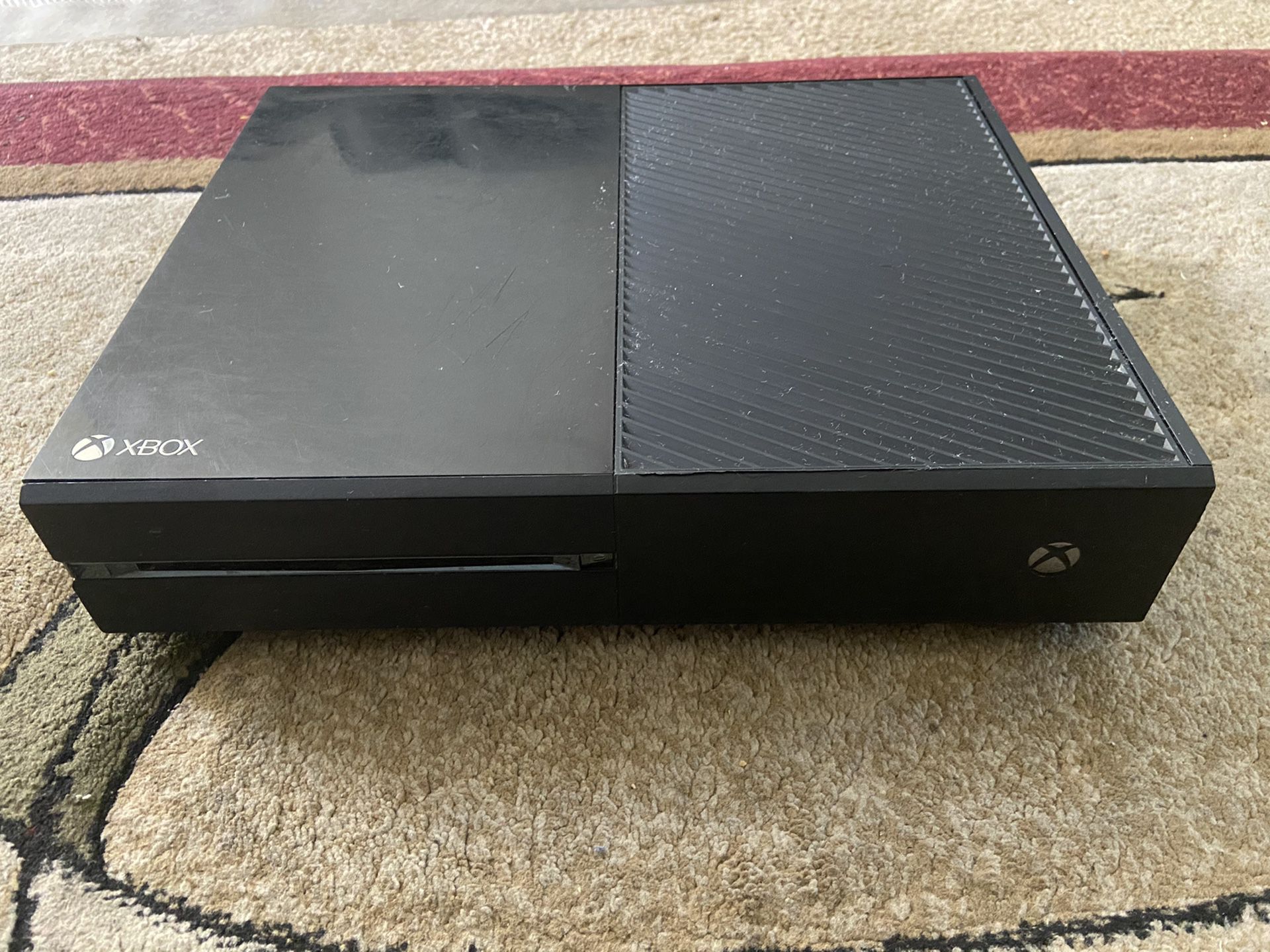 Xbox One with 9 games