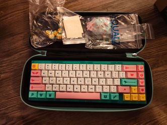 Portico Mechnical Keyboard: Magic Girl Edition in Magic Girl in Mint