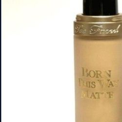 Too Faced Born This Way 24 hr foundation Matte