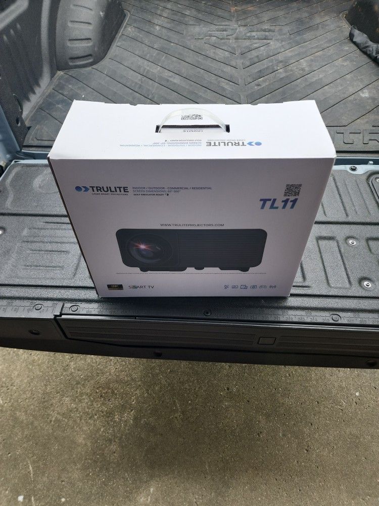 Truelite 8K Laser Projector TL11