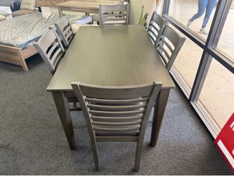 Dining set