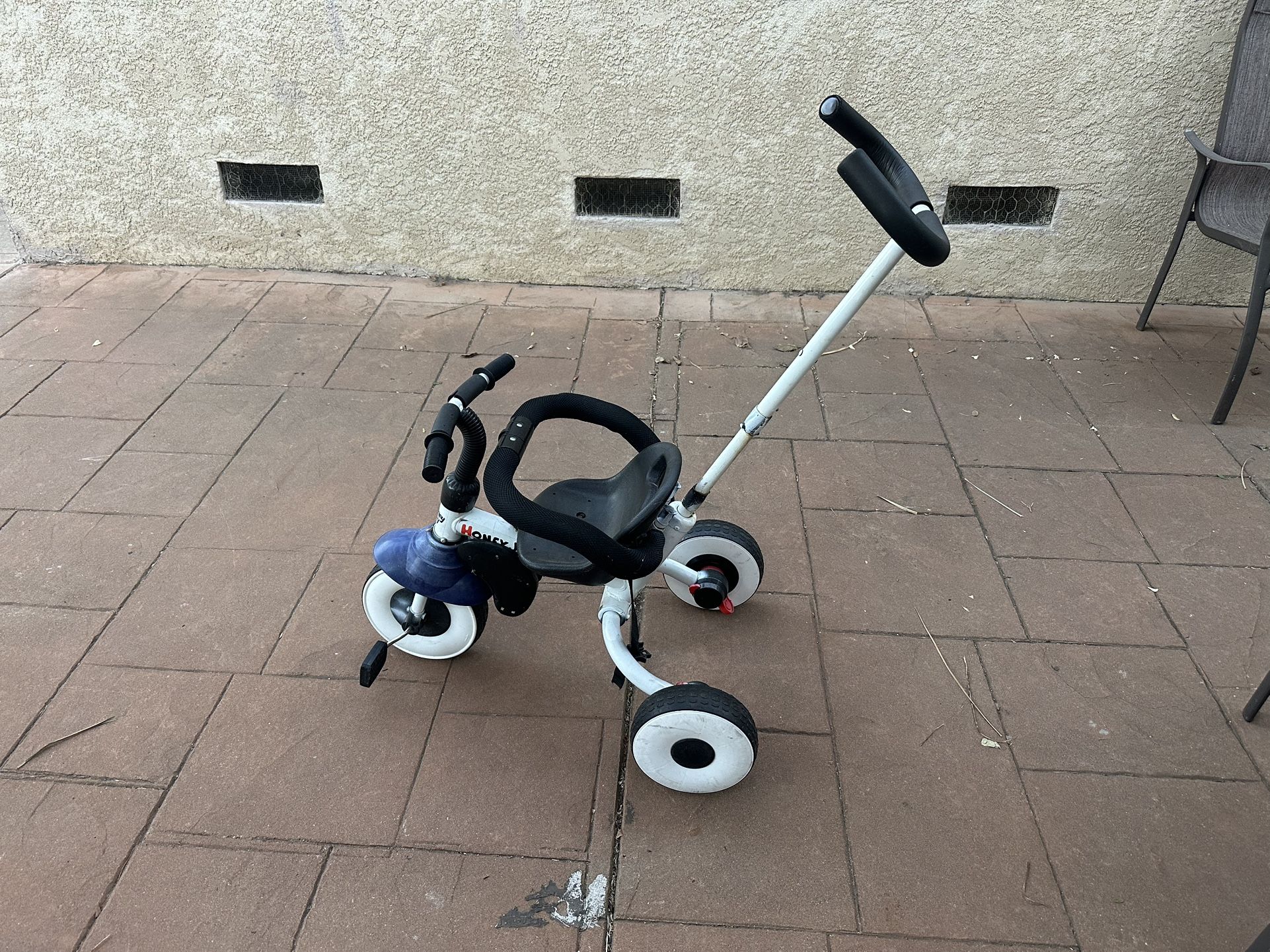 Push trycicle