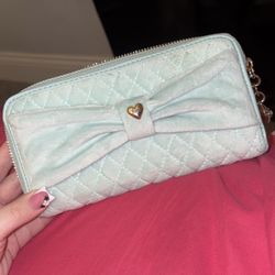 Blue juicy couture wallet 