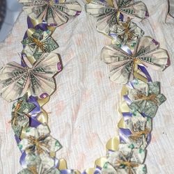 Money Lei