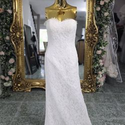 💫 MOVING SALE – Strapless Lace Wedding Dress | Originally $750, Now $250 💫