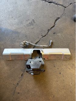 FJ cruiser rear  hitch and pigtail