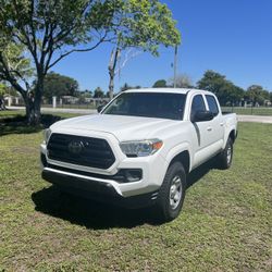 2018 Toyota Tacoma SR