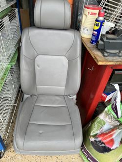 Part 2009-2015 Honda Pilot Gray Leather Seat