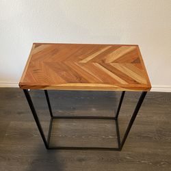 Adorable Wooden Desk
