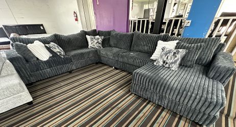 Sectional Oversized XL