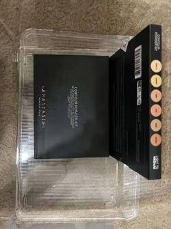 Anastasia Beverly Hills Contour Powder Kit in the shade Light to Medium