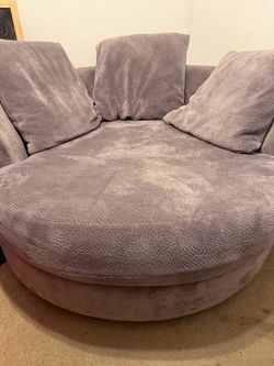 Rotating Gray Couch/Cuddler
