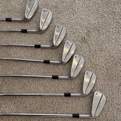 Taylor Made Golf Clubs