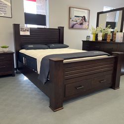 Queen and King Platform Bed with Two Drawer Storage 