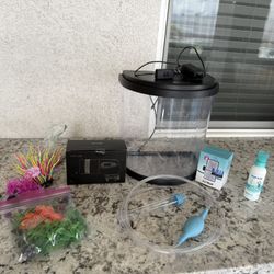 3.5 Gallon Fish Tank and Accessories 