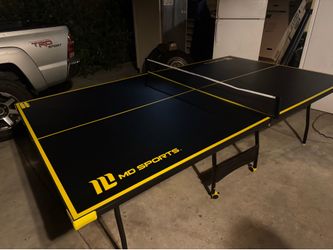 BRAND NEW ping pong / table tennis table