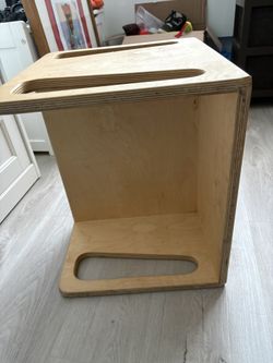 Set of Wooden Step Stool