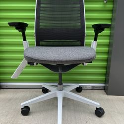 Brand New Steelcase Think V2 Office chair 