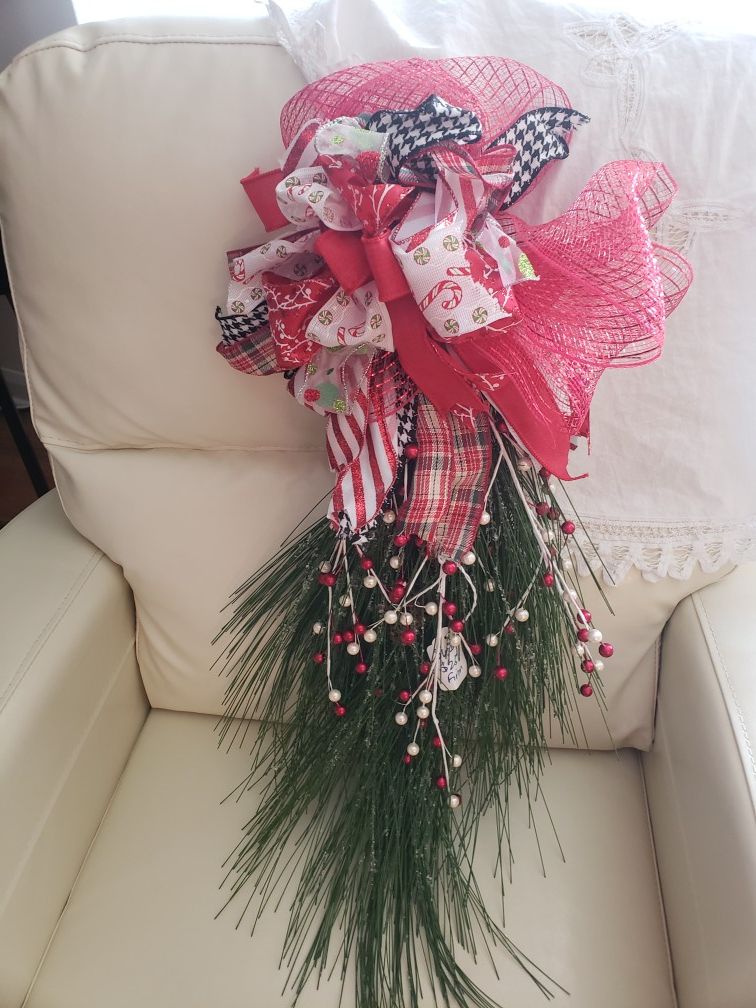 24" Christmas swag