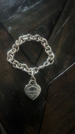 Tiffany & Co. Return to Tiffany Heart Tag Bracelet