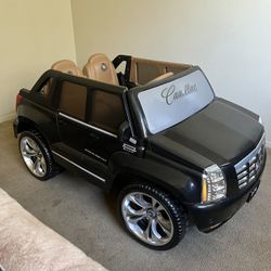 Power wheels Cadillac Escalade 12V Electric Ride