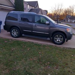 2010 Nissan Armada