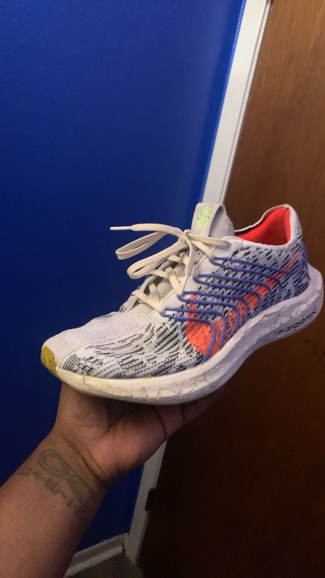 NIKE Zoom X