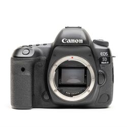 EOS Canon 5D Mark IV Bundle - Great Professional equipment pack deal