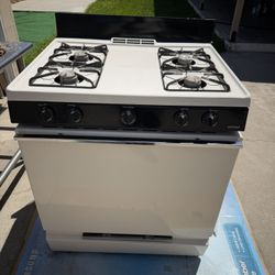 HOTPOINT STOVE