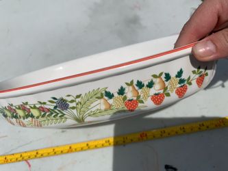 Villeroy & Boch Vilbofour Bon Appetit Oval Casserole Dish pick up in Coral Springs 33071