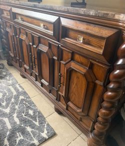 Collezione Europa dresser