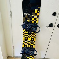 144cm Burton Women’s Snowboard with Bindings (New) 