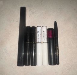 Women’s makeup