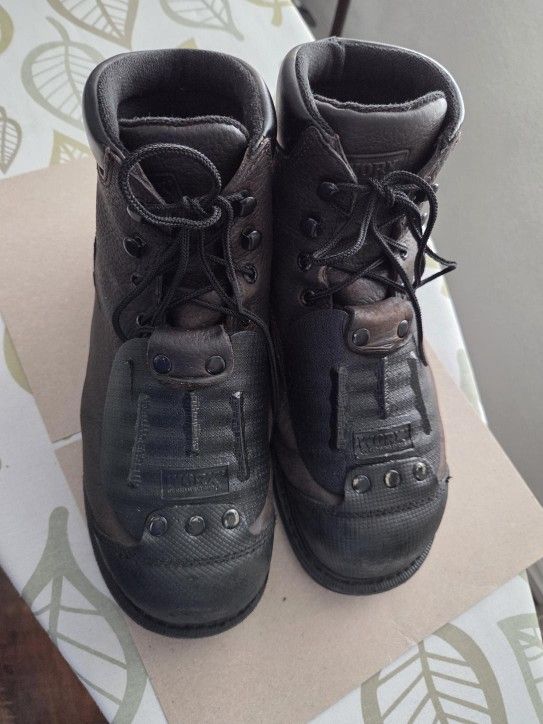 STEELTOE Work Boots Size 10