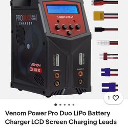 Traxxas E-revo 2.0 W/Venom 6s Charger