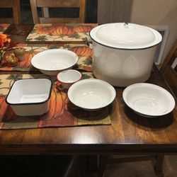 Vintage Lisk Flintstone Enamel Ware Set