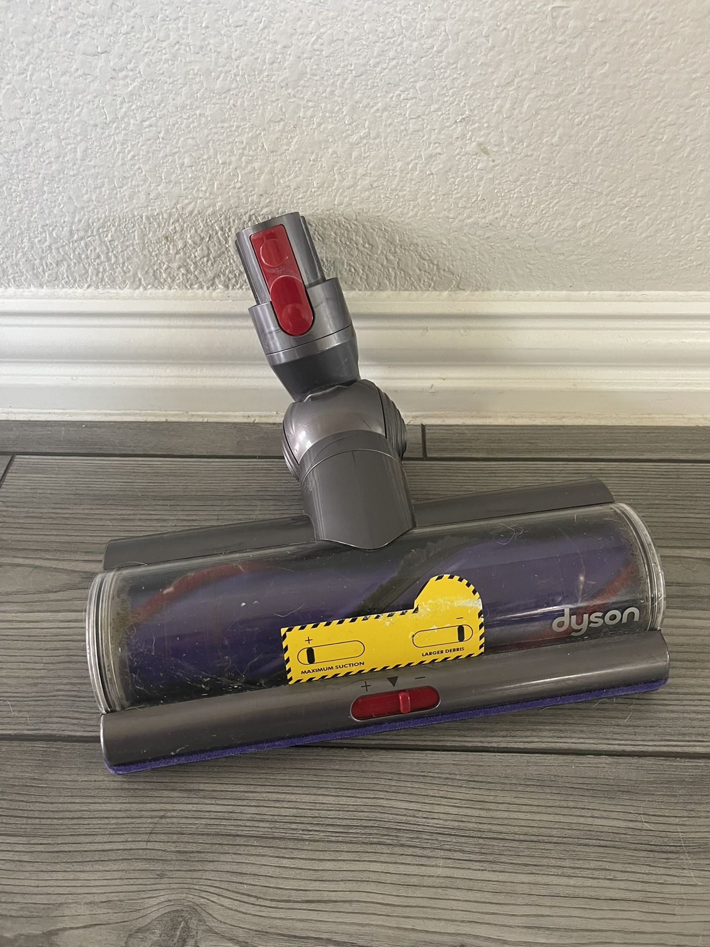 Dyson high torque brush head
