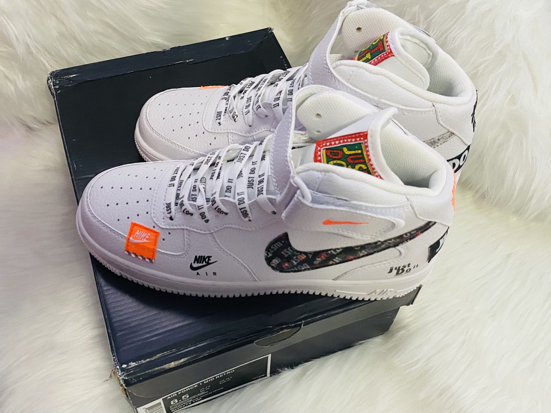 Nike Air Force 1 High “Just Do It” White/Orange Edition – Men’s Size [8.5] – Limited Design 
