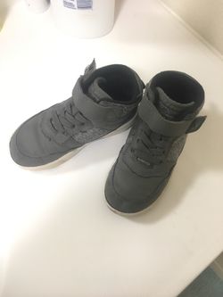 Boy shoes