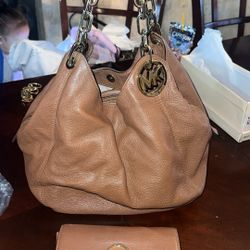 Michael Kors Purse And Wallet 
