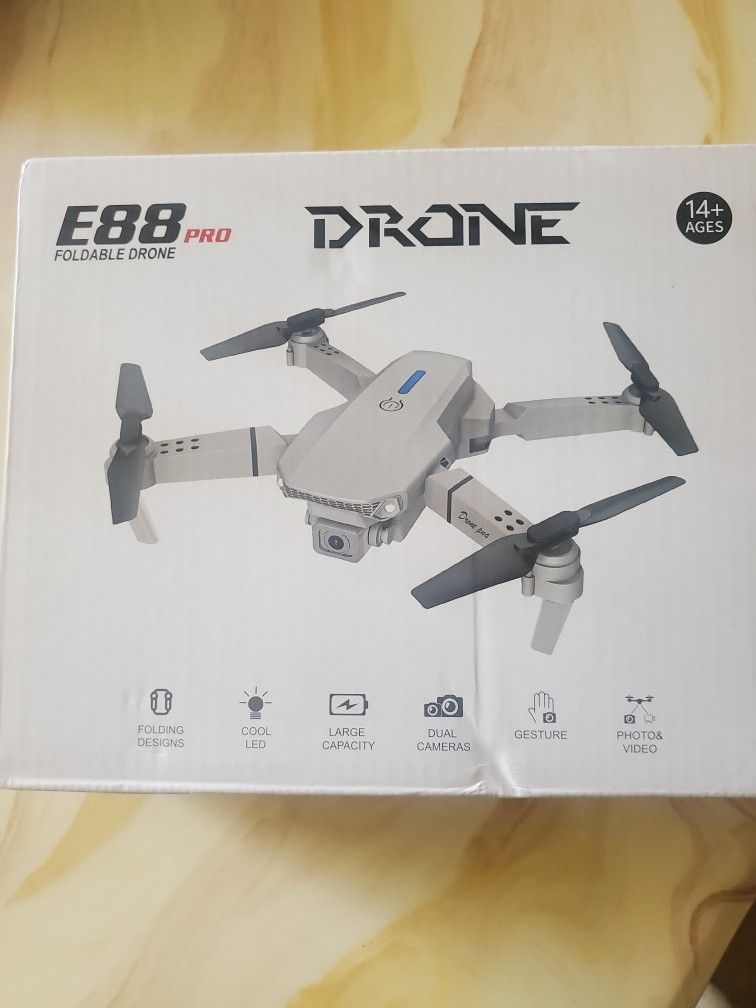 E88 Mini Camera Drone NEW