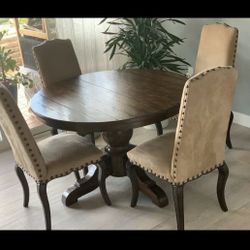 Dining Set-Need To Sell Urgently 