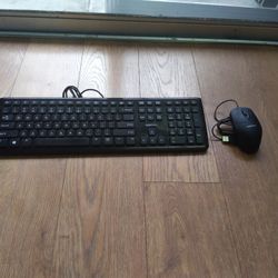 AmazonBasics Wired Keyboard & Mouse