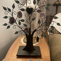 Hallmark Family Tree Ornament Display Stand, 2003 With 9 Hanging Frames