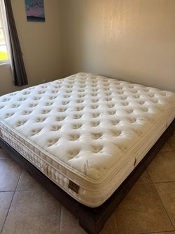 Vitagenic cal king bed by aire loom and wood bed base
