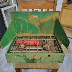 (Vintage) Coleman Camp Stove