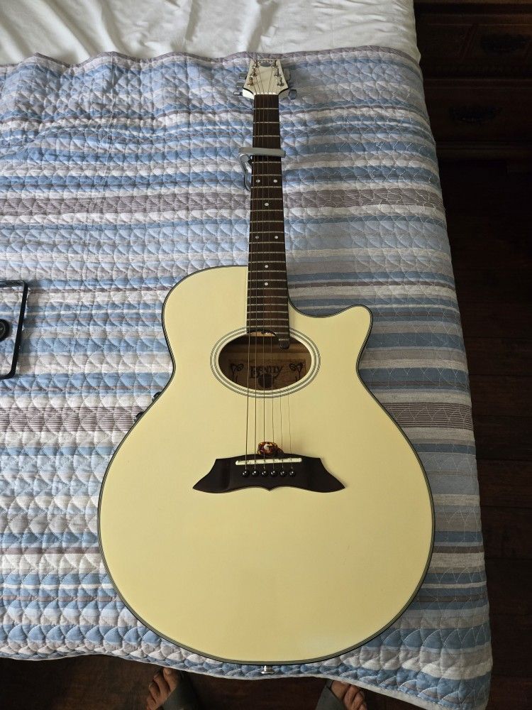 GUITAR BENTLEY ACUSTIC ELECTRIC