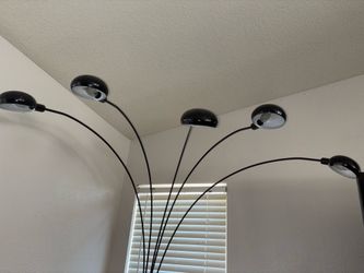 Modern 5 head floor lamp