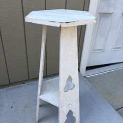 Shabby Plant Stand
